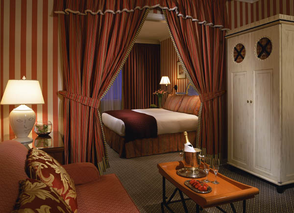 Hotel Monaco-Deluxe Room
